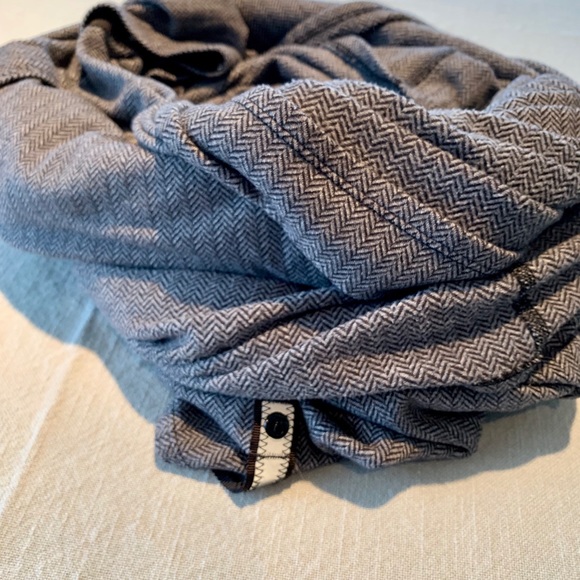 〰️ LULULEMON  VINYASA RULU  〰️ - Picture 1 of 8